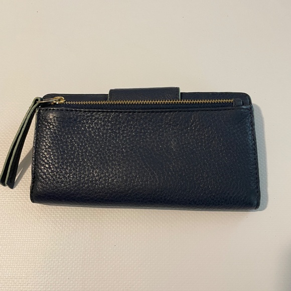FOSSIL Navy Woman's Billfold Wallet - Picture 2 of 11